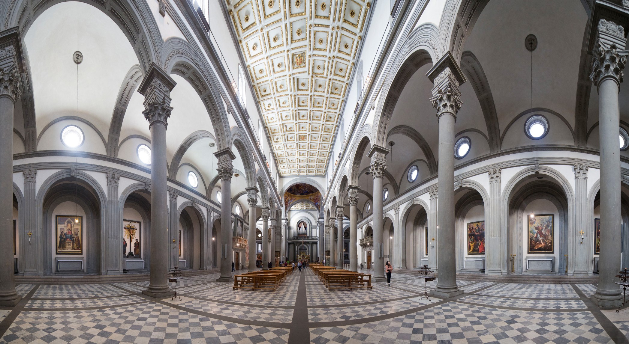 Interior de la Basilica de San Lorenzo Florencia